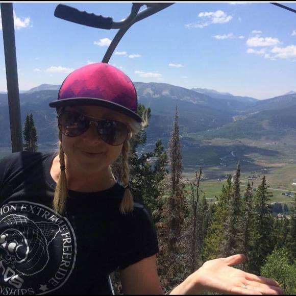 Meet your Posher, Sarah - Picture 1 of 1